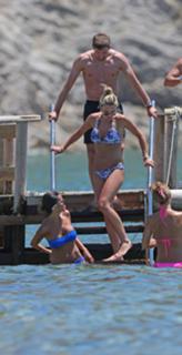 Alex Curran feet photo 9
