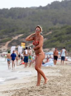 Alex Curran feet photo 12