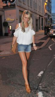 Alex Curran feet photo 12