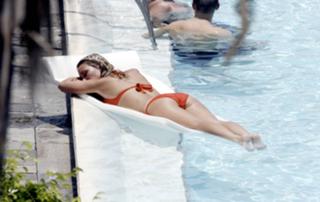 Alex Curran feet photo 9