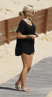 Alex Curran feet photo 3
