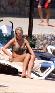 Alex Curran feet photo 10