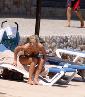 Alex Curran feet photo 9