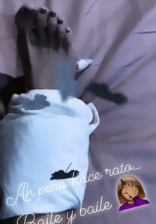 Alex Garza feet photo thumbnail