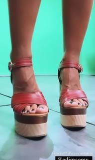 Alex Garza feet photo thumbnail
