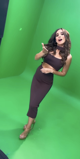 Alex Garza feet photo thumbnail