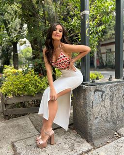 Alex Garza feet photo thumbnail
