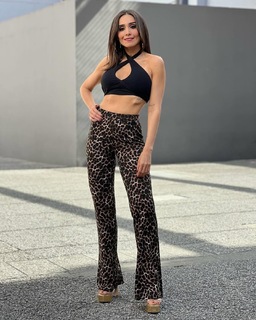 Alex Garza feet photo thumbnail