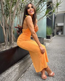 Alex Garza feet photo thumbnail