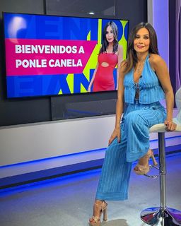 Alex Garza feet photo thumbnail