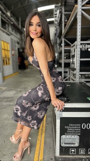 Alex Garza feet photo thumbnail