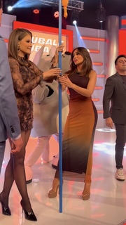 Alex Garza feet photo thumbnail