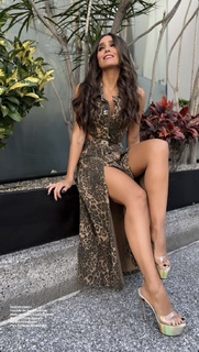 Alex Garza feet photo thumbnail