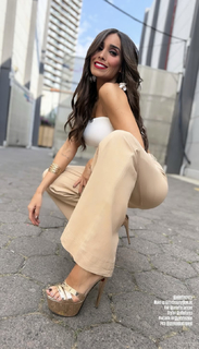 Alex Garza feet photo thumbnail