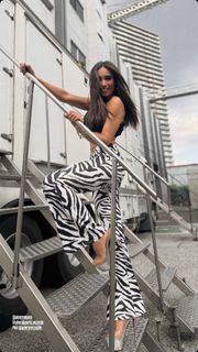 Alex Garza feet photo thumbnail