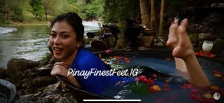 Alex Gonzaga feet photo 11