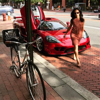 Alex Holley feet photo 8