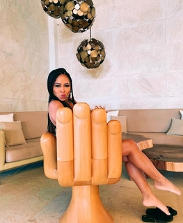 Alex Holley feet photo 7
