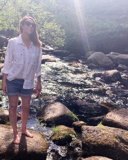 Alex Jones feet photo thumbnail