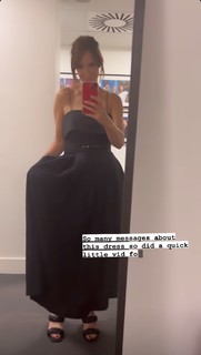 Alex Jones feet photo thumbnail