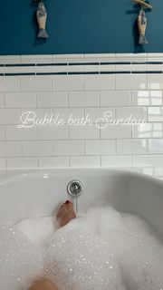 Alex Jones feet photo thumbnail