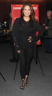 Alex Meneses feet photo 13