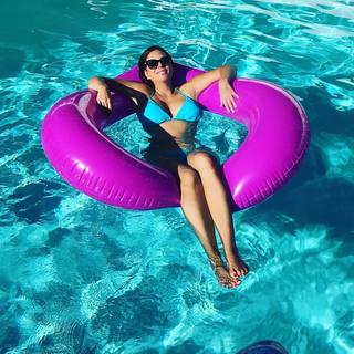 Alex Meneses feet photo 13