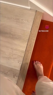 Alex Meneses feet photo 18