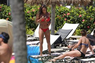 Alex Morgan feet photo thumbnail