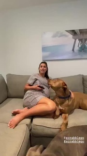 Alex Morgan feet photo thumbnail