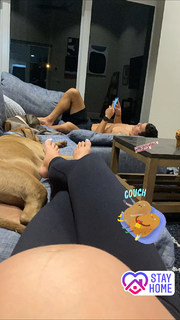 Alex Morgan feet photo thumbnail