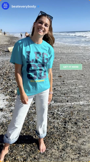 Alex Morgan feet photo thumbnail