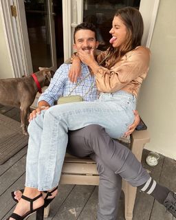 Alex Morgan feet photo thumbnail