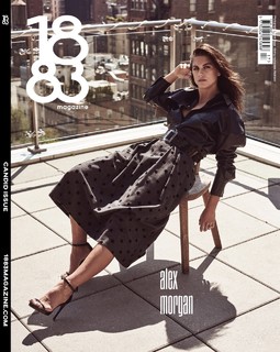 Alex Morgan feet photo thumbnail