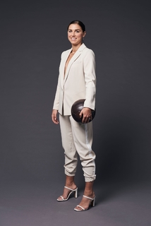 Alex Morgan feet photo thumbnail