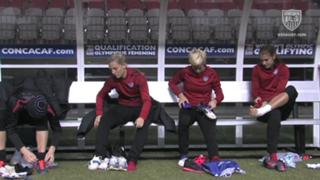 Alex Morgan feet photo thumbnail