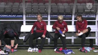 Alex Morgan feet photo thumbnail