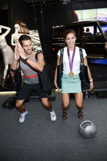 Alex Morgan feet photo thumbnail
