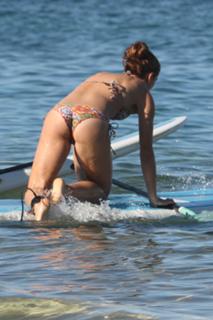 Alex Morgan feet photo thumbnail
