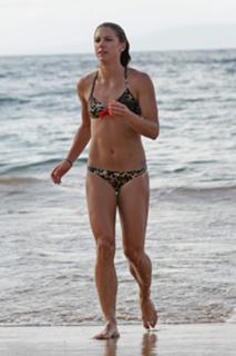 Alex Morgan feet photo thumbnail