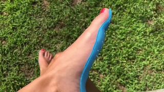 Alex O'Toole feet photo thumbnail