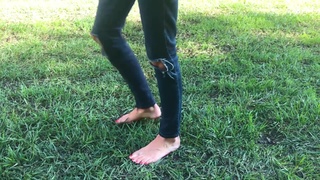 Alex O'Toole feet photo thumbnail