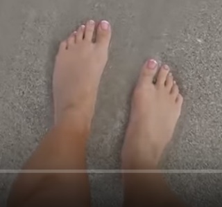 Alex Osipczak feet photo 11