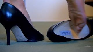 Alex Polizzi feet photo 11