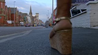 Alex Polizzi feet photo 16