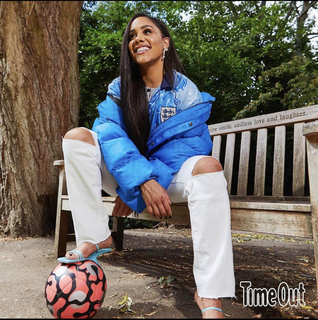 Alex Scott feet photo thumbnail