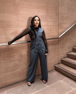 Alex Scott feet photo thumbnail