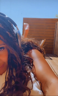 Alex Scott feet photo thumbnail