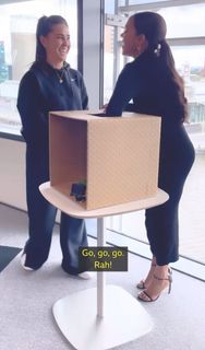 Alex Scott feet photo thumbnail