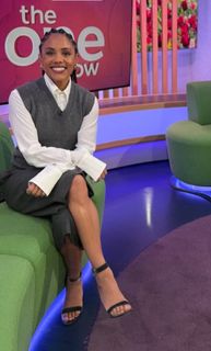 Alex Scott feet photo thumbnail